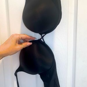 Victoria’s Secret black bombshell push-up bra. 34D